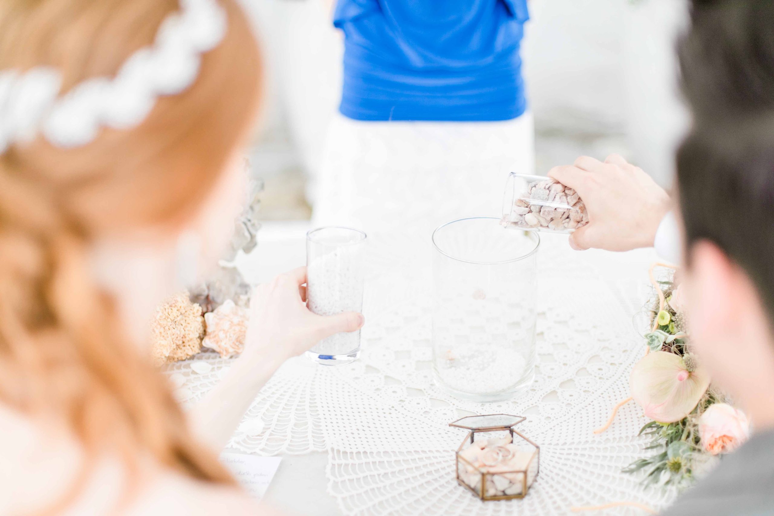 Hochzeitsfotograf Burgenland heiraten Neusiedlersee Hochzeitsfotos Himmelblau Rust Hochzeitszeremonie Sandzeremonie