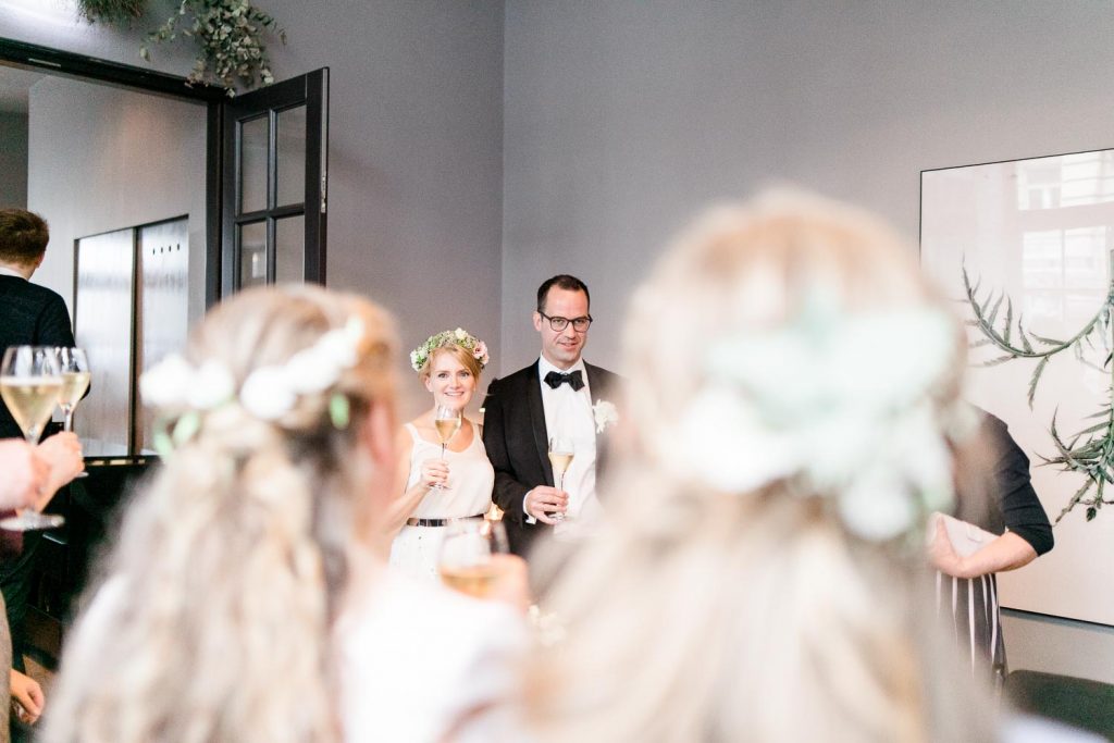 Mödling Hochzeitsfotograf Wien heiraten Palais Coburg Hochzeit Fiaker fahren