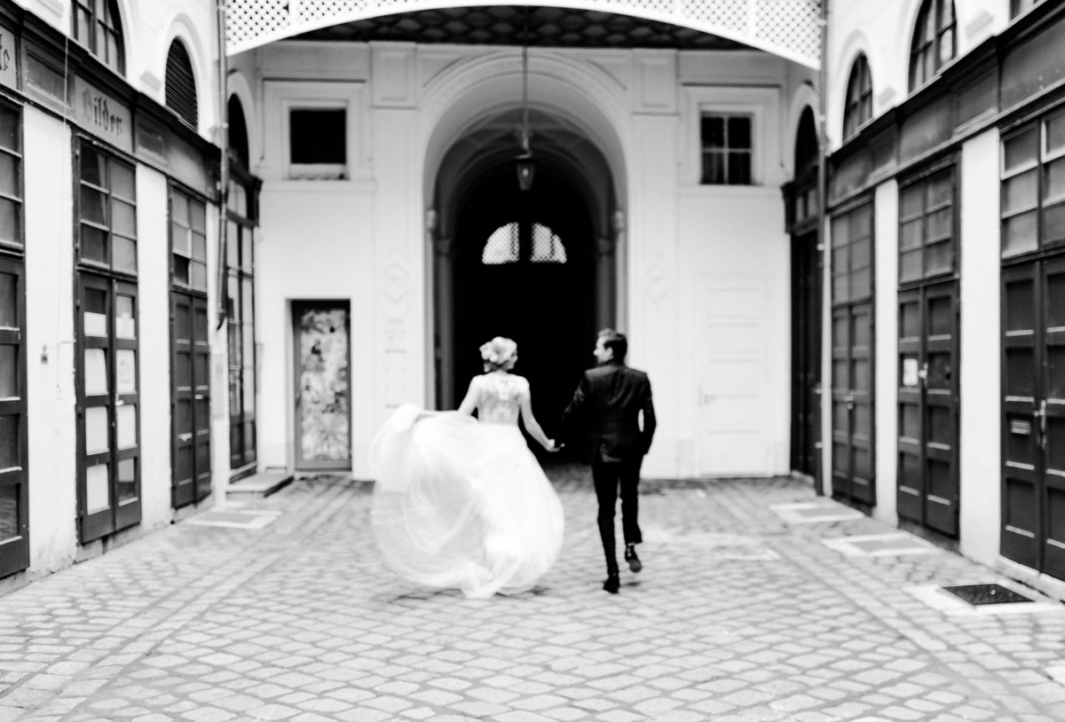 Wien Innenstadt Hochzeitsfotos Hochzeit Weingut Reisenberg heiraten outdoorwedding im Freien heiraten in Wien