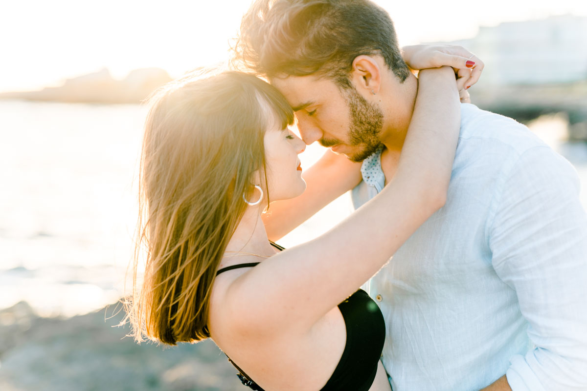 Paarfotos Wien Paarfotoshooting Posen Tipps Outfit heiraten am Standesamt in Wien braut Wien Wachau heiraten standesamtliche Hochzeit