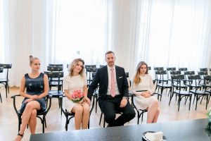 standesamtlich heiraten in Wien Hochzeit Standesamt heiraten Wien Innenstadt paarfotos