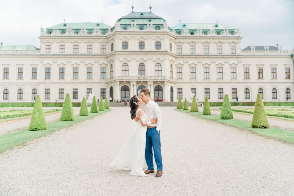 Hochzeit beim Belvedere Hochzeitsfotos Wien Innenstadt Paarfotos Belvedere couple Belvedere