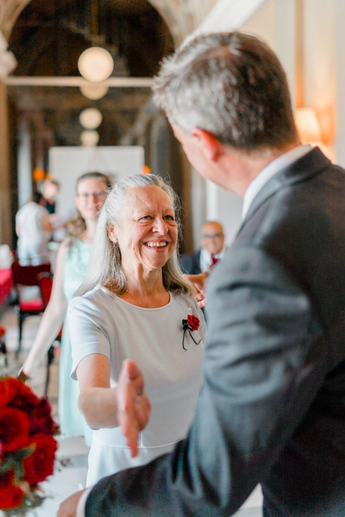 Denise Kerstin Hochzeitsfotograf Wien Hochzeitsfotos heiraten kunsthistorisches museum Hochzeit wien innenstadt regenbogenparade