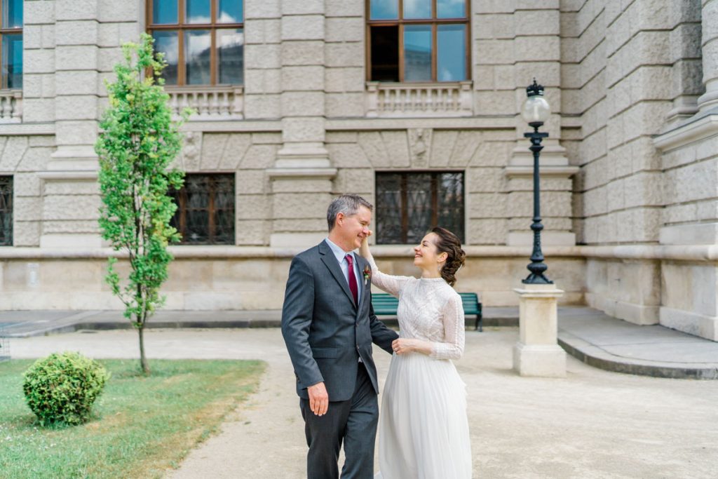 Denise Kerstin Hochzeitsfotograf Wien Hochzeitsfotos heiraten kunsthistorisches museum Hochzeit wien innenstadt regenbogenparade