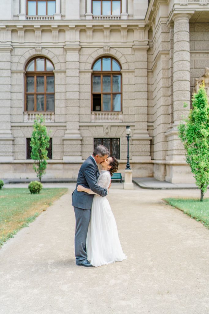 Denise Kerstin Hochzeitsfotograf Wien Hochzeitsfotos heiraten kunsthistorisches museum Hochzeit wien innenstadt regenbogenparade