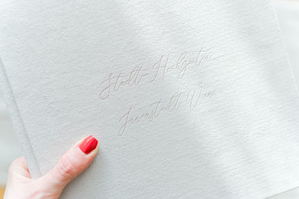 Hochzeitsfotograf album gestalten hochwertige hochzeitsalbum edle schöne fineart hochzeitsalben