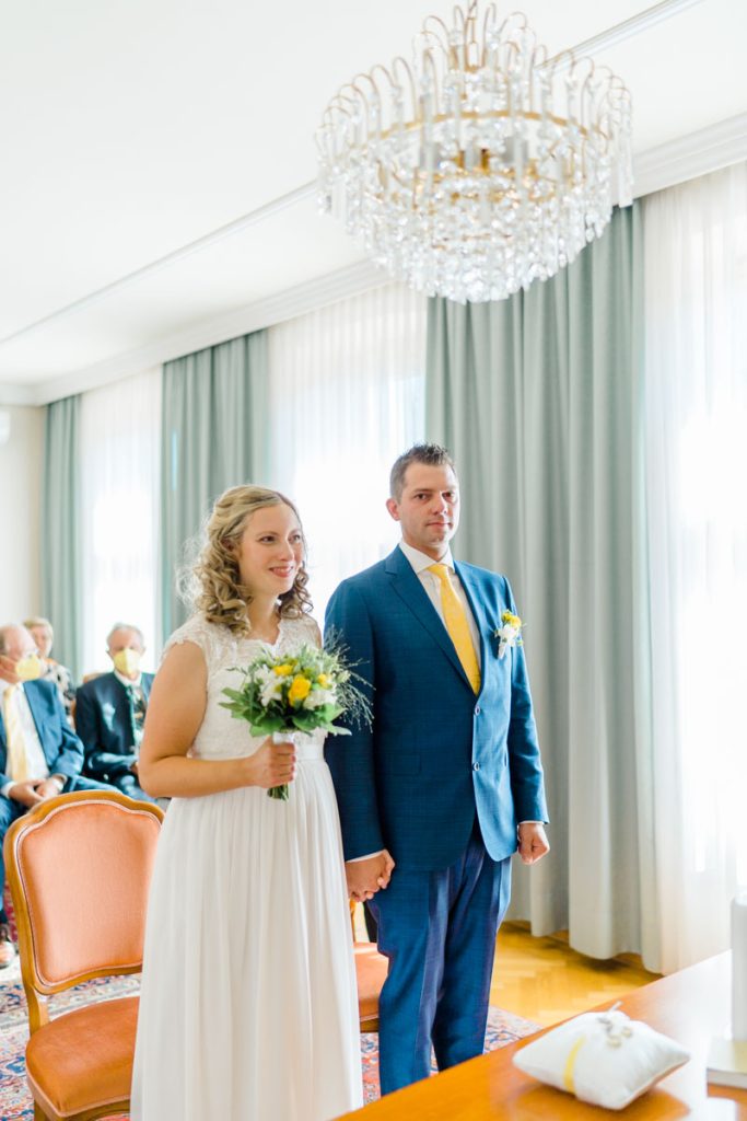 - [ ] Hochzeit am Standesamt Poysdorf heiraten