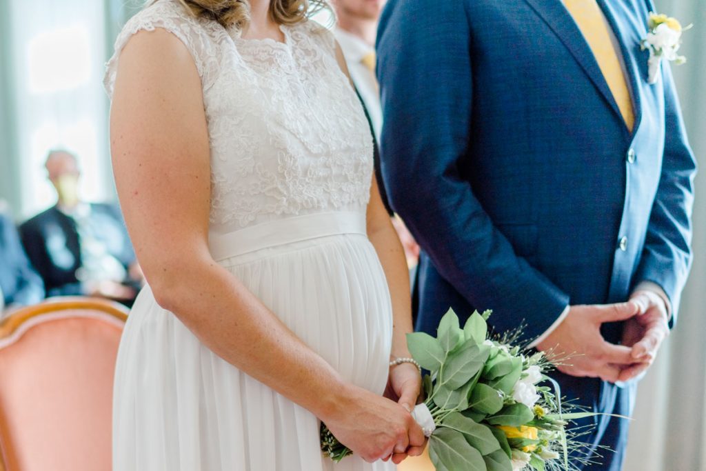 - [ ] Hochzeit am Standesamt Poysdorf heiraten