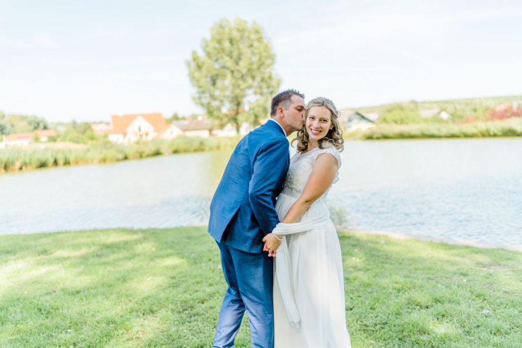 - [ ] Hochzeit am Standesamt Poysdorf heiraten