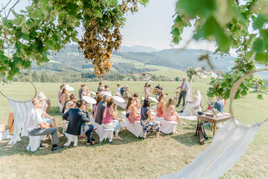 Berghochzeit heiraten st.pölten im freien heiraten outdoorhocht outdoorwedding Wienhochzeit Gartenhochzeit Wien Ötscher Paarfotos hochzeitsfotos