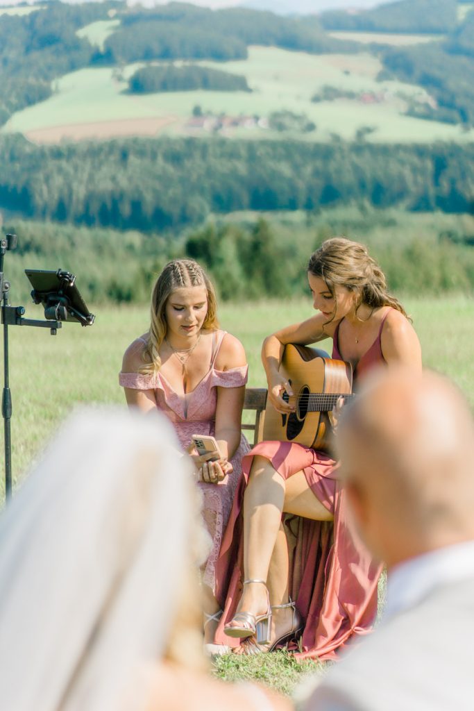 Berghochzeit heiraten st.pölten im freien heiraten outdoorhocht outdoorwedding Wienhochzeit Gartenhochzeit Wien Ötscher Paarfotos hochzeitsfotos