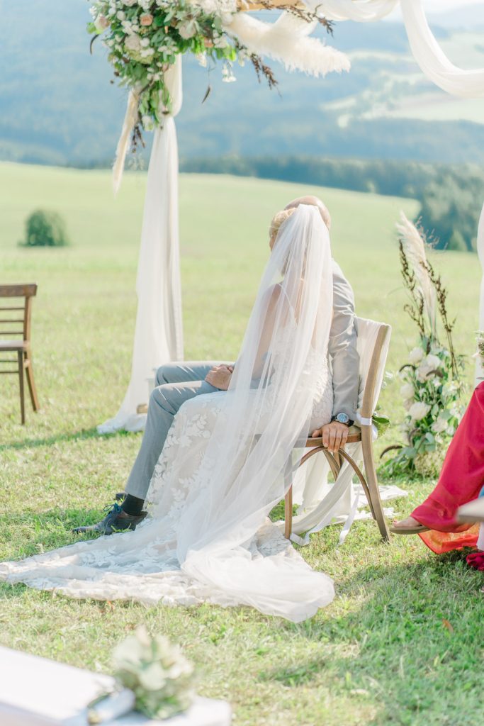 Berghochzeit heiraten st.pölten im freien heiraten outdoorhocht outdoorwedding Wienhochzeit Gartenhochzeit Wien Ötscher Paarfotos hochzeitsfotos