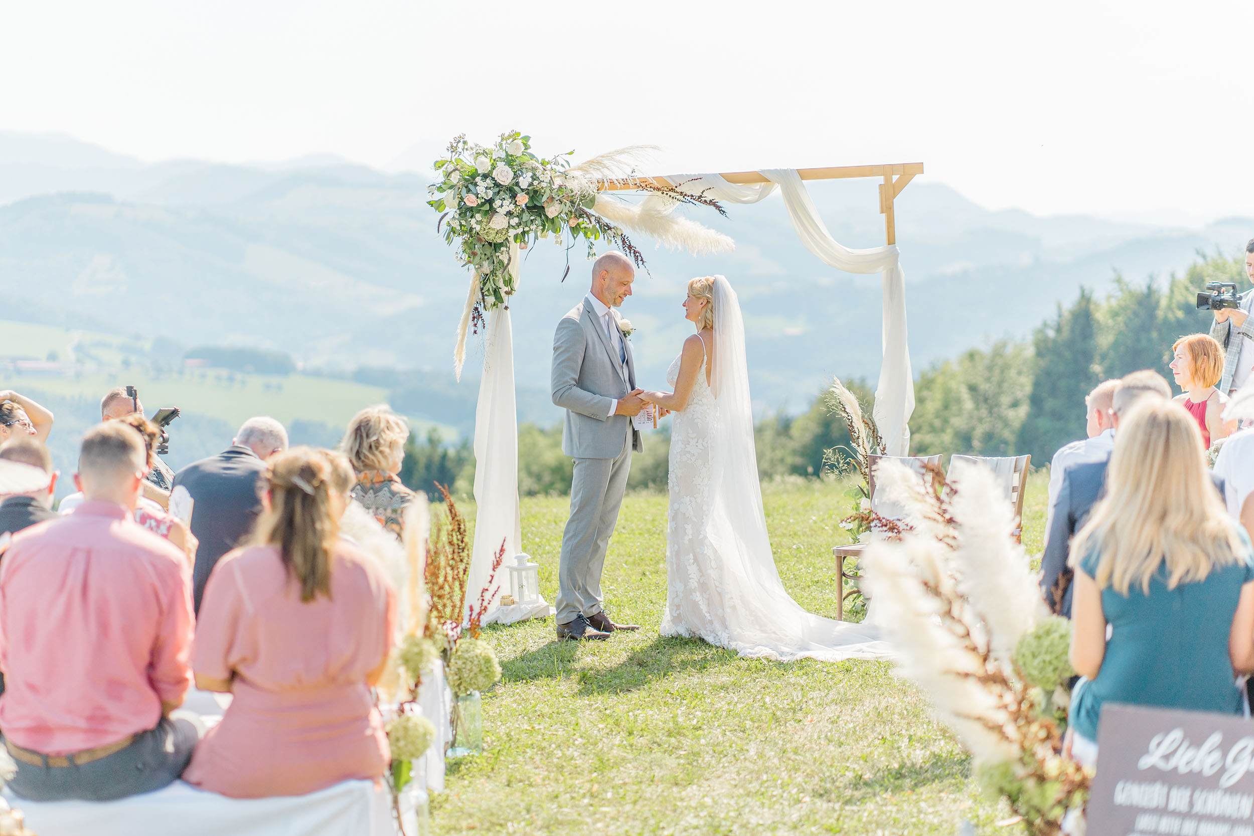Berghochzeit heiraten st.pölten im freien heiraten outdoorhocht outdoorwedding Wienhochzeit Gartenhochzeit Wien