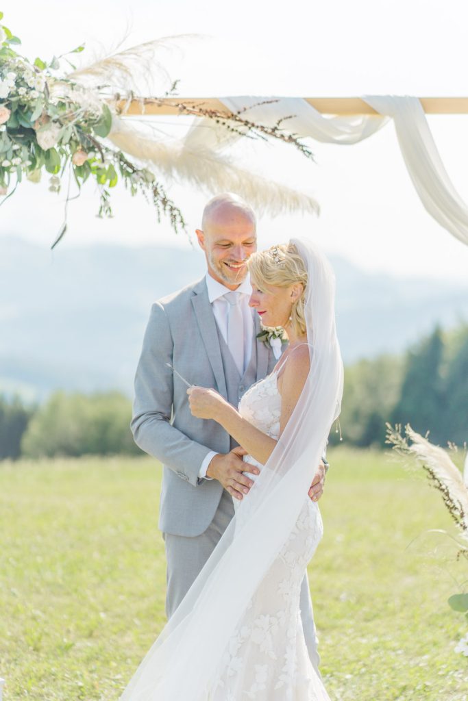 Berghochzeit heiraten st.pölten im freien heiraten outdoorhocht outdoorwedding Wienhochzeit Gartenhochzeit Wien Ötscher Paarfotos hochzeitsfotos