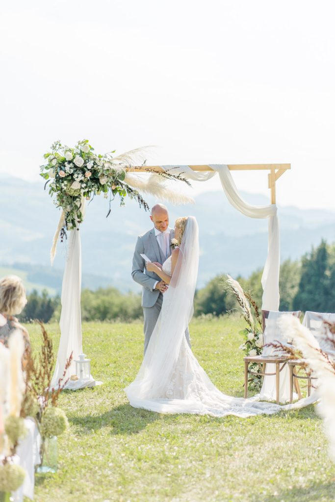 Berghochzeit heiraten st.pölten im freien heiraten outdoorhocht outdoorwedding Wienhochzeit Gartenhochzeit Wien Ötscher Paarfotos hochzeitsfotos