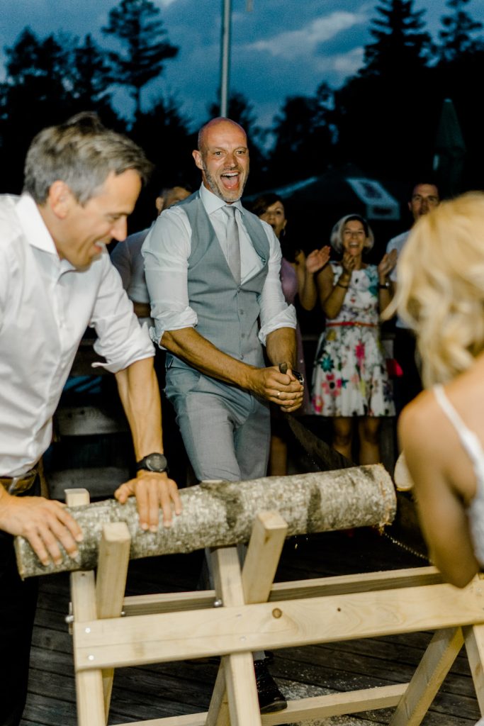 Berghochzeit heiraten st.pölten im freien heiraten outdoorhocht outdoorwedding Wienhochzeit Gartenhochzeit Wien Ötscher Tradition baum schneiden