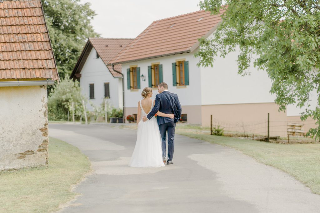 Hochzeitslocation Hannersberg heiraten Hochzeit im Freien Paarfotos Hochzeitsfotos