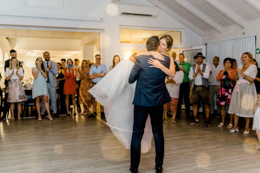 Hochzeitslocation Hannersberg heiraten Hochzeit im Freien Paarfotos Hochzeitsfotos