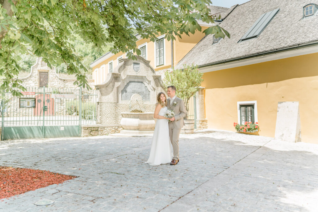 Heiraten im Rathaus Gumpoldskirchen Standesamt Fotograf standesamtliche Hochzeit schöne Standesämter Wien Umgebung und Mödling