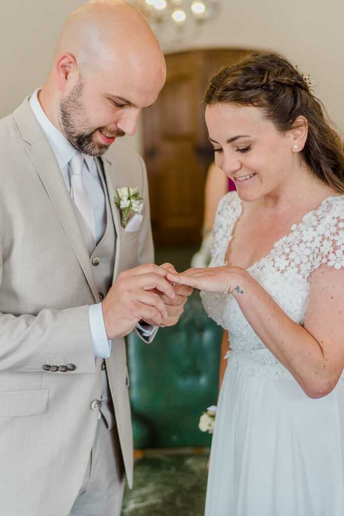 Hochzeit im Rathaus Gumpoldskirchen in Mödling Standesamt Heirat