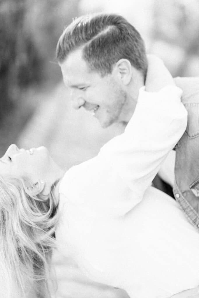 Paarfoto Gutschein Weinberge Paarshooting Natur