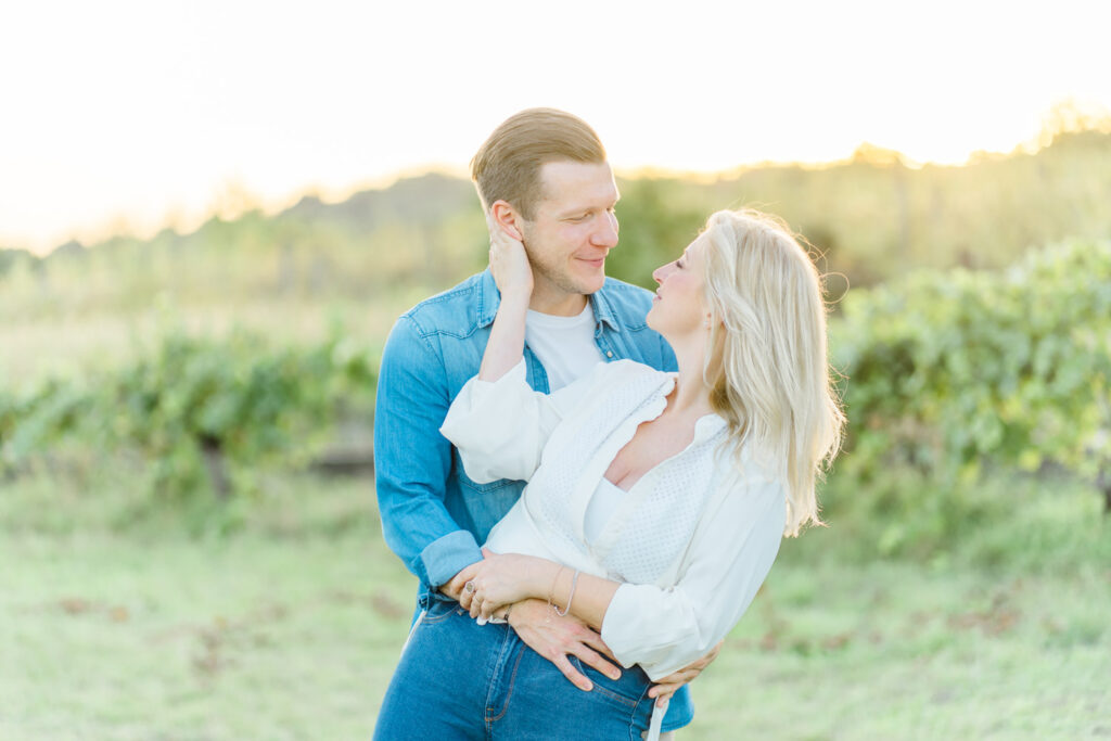 Paarfoto Gutschein Weinberge Paarshooting Natur