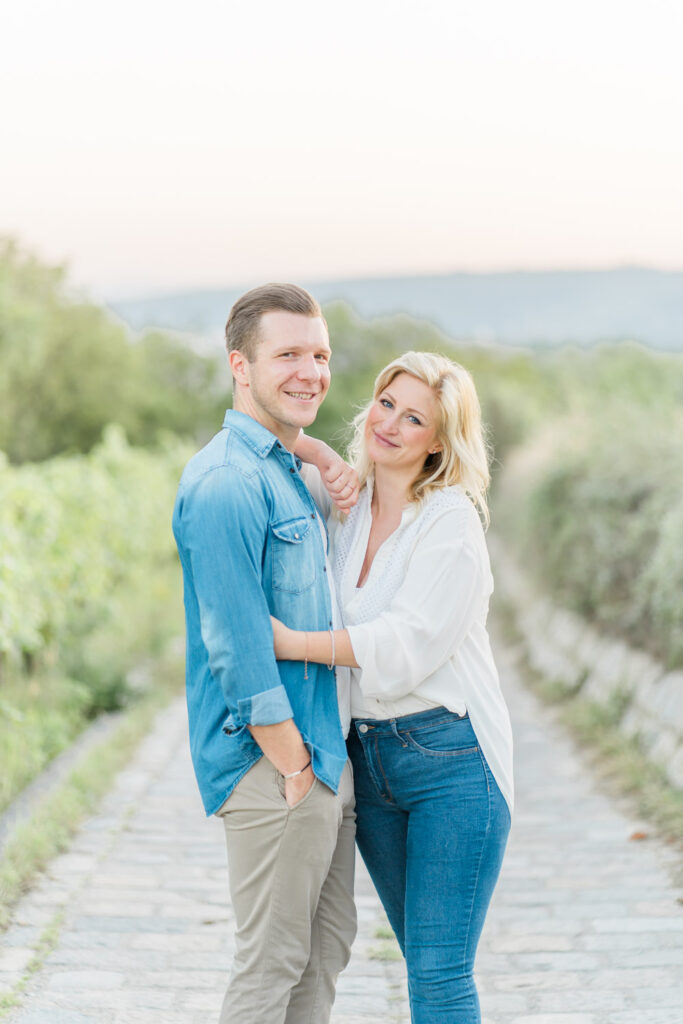 Paarfoto Gutschein Weinberge Paarshooting Natur