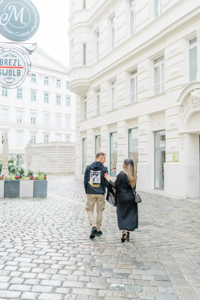 Schwangerschaftsfotos Wien Elegant Innenstadt Paarfotos Babybauchfotos