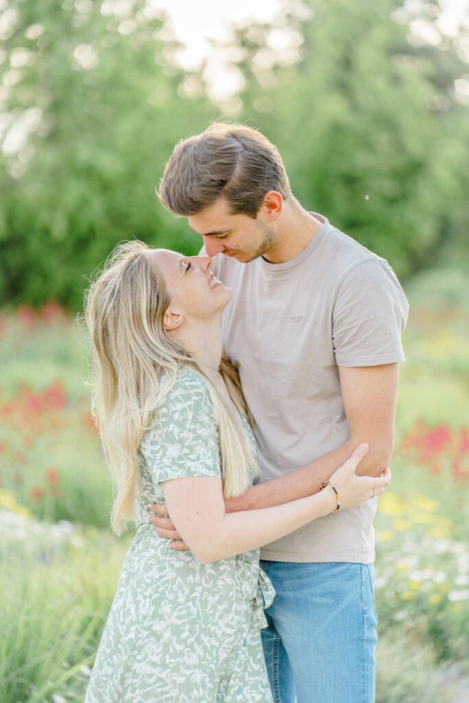 Blumengärten Hirschstetten Paarfotos Donaustadt Fotografin Wien Hochzeit Blumengärten Hirschstetten