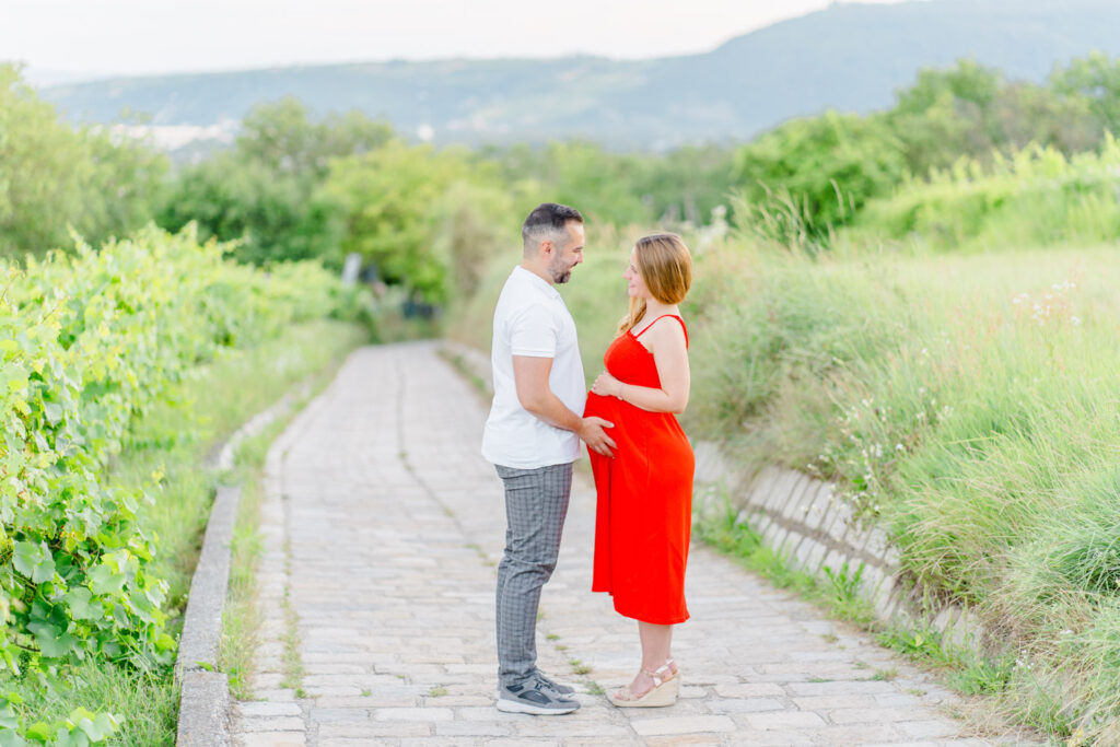 Babybauchfotos, Schwangerschaftsfotos, Schwangerschaftsshooting, Wien Fotografin, Ultraschallbild, Posen Schwanger, Schwanger Fotos
