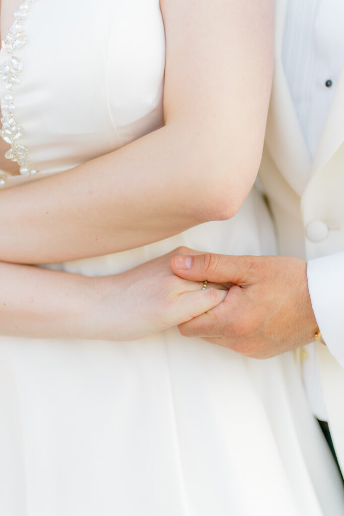 Hochzeit Schönbrunn, Schloss Schönbrunn heiraten, Apothekertrakt, Palace Schönbrunn, Spaziergang im Schlosspark und am Schloss mit Brautpaar