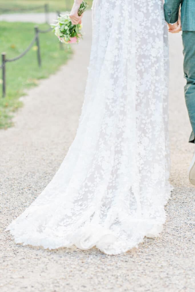 Schloss Schönbrunn Brautkleid Schleppe